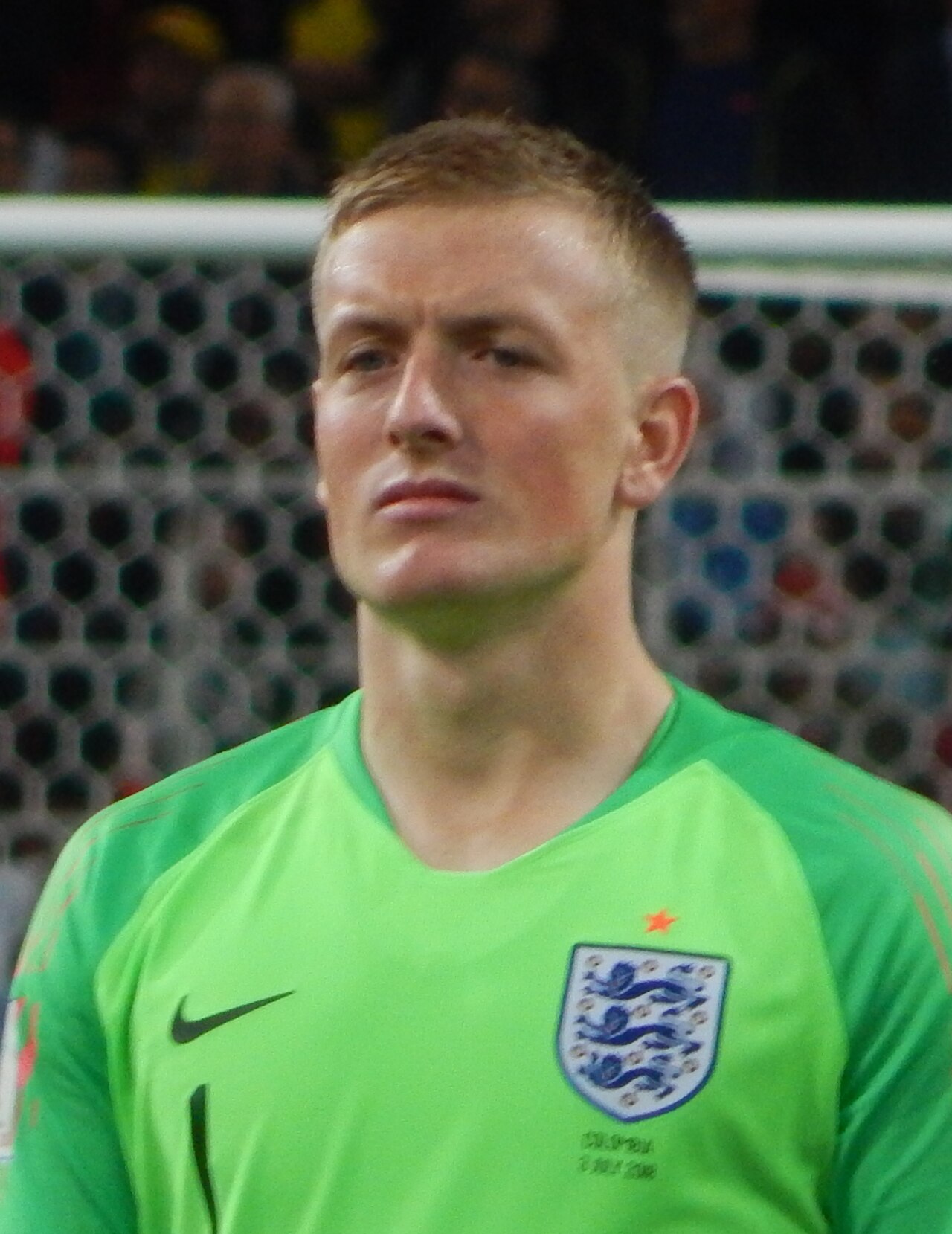 Pickford coloca Lamborghini em risco e quase provoca colisão